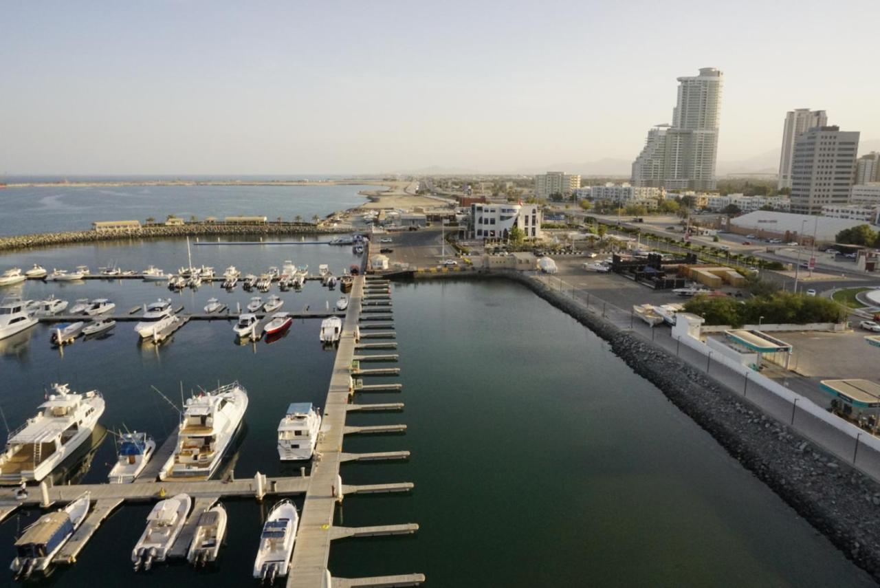 Al Bahar Hotel & Resort Füceyre Dış mekan fotoğraf Marina district